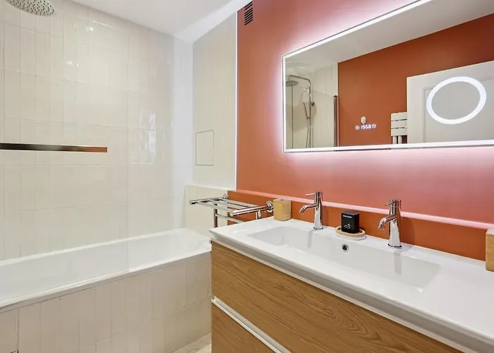 Eiffel Tower View - 3b - High-end Париж