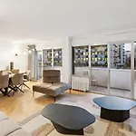 Eiffel Tower View - 3b - High-end *