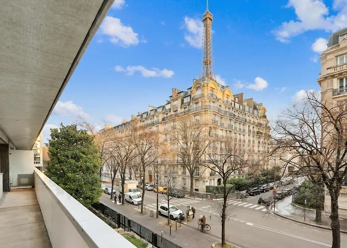 Eiffel Tower View - 3b - High-end * Paris